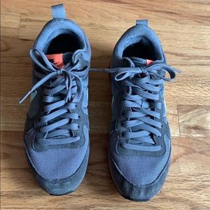 Nike Internationalist Mid Leder Schuhe Damen Bordeaux Bordeaux Nike Internationalist Mid Leder Schuhe Damen Bordeaux Bordeaux